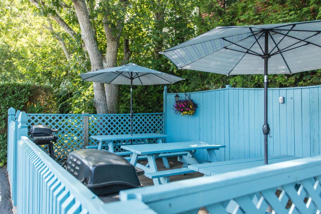 A Beach Breeze Motel